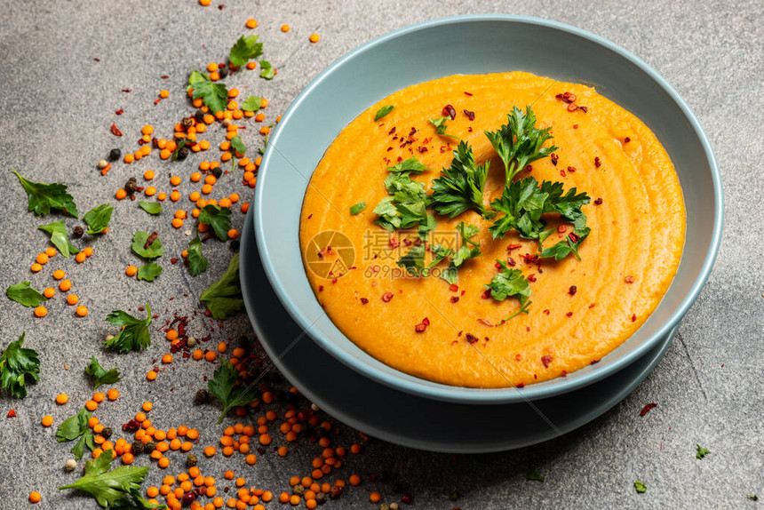 2024年我国五个自治区的地区生产总值总和达83766亿元