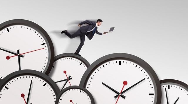 雅乐科技(YALA.US)第二季度营收未达预期,股价盘后大幅下跌 付费用户同比减少7%